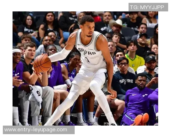 追梦谈防守文班表现:马刺为他设计多样掩护我仿佛在追逐库里的脚步 追梦谈防守文班表现:马刺为他设计多样掩护我仿佛在追逐库里的脚步